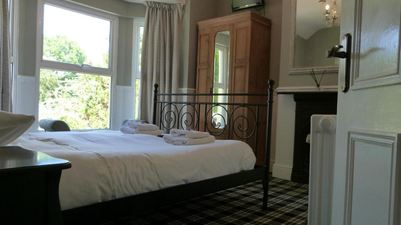 Twin Oaks Guest House Cadnam ภายนอก รูปภาพ