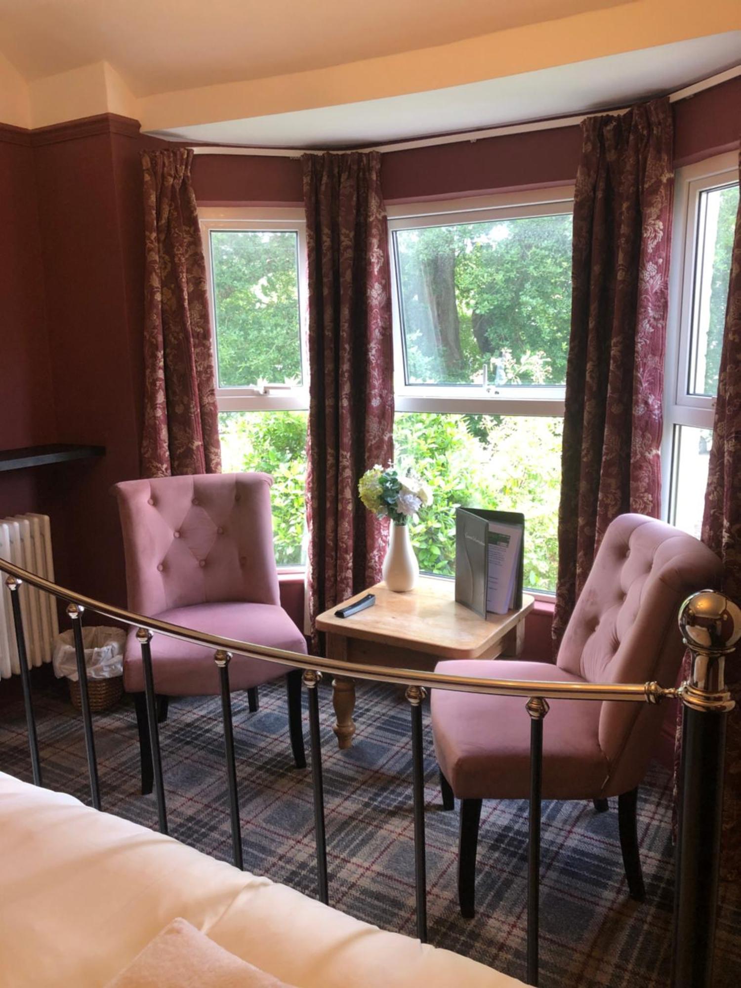 Twin Oaks Guest House Cadnam ภายนอก รูปภาพ